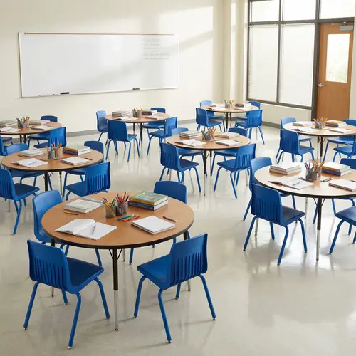 Stylish Classroom Design with 10 Tables and Chairs