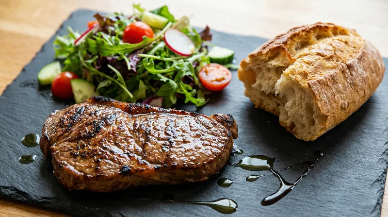 Juicy Minute Steak with Salad & Baguette | Gourmet Recipe Juicy Minute Steak with Salad & Baguette | Gourmet Recipe