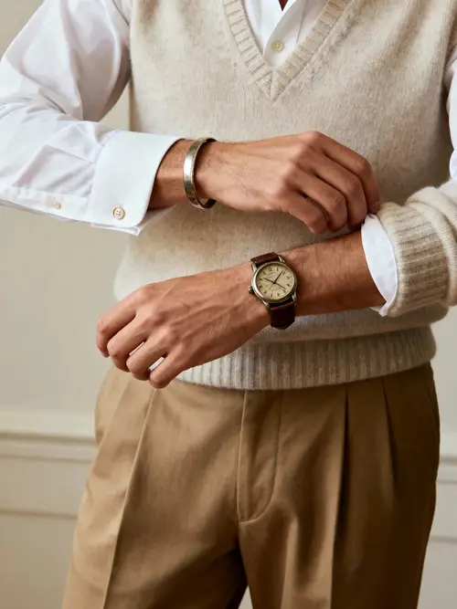 Timeless Elegance: Classic Old Money Style Profile Pic