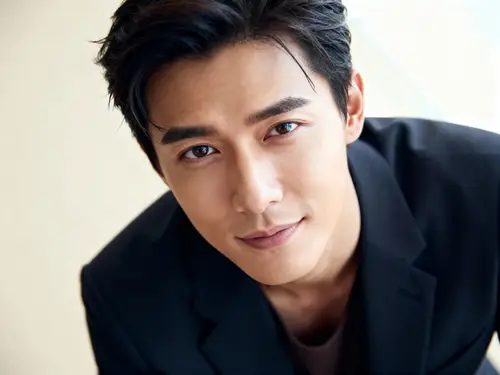 Professional Profile Photoshoot Services