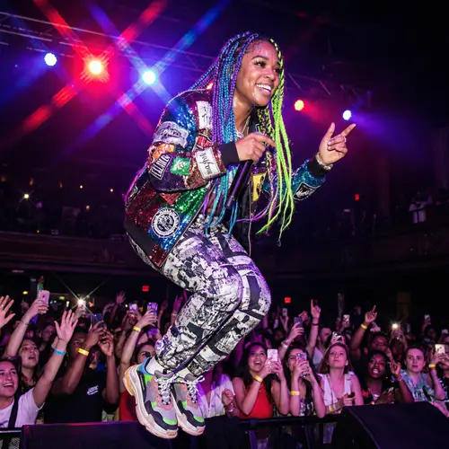 Nicki Minaj: Vibrant Hip-Hop Performance Live