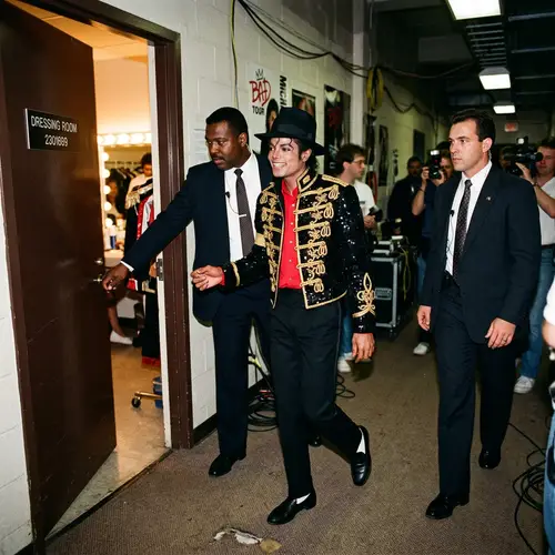Michael Jackson's Charming Entrance with Security