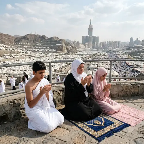 Praying Together in Mecca: Family Moments