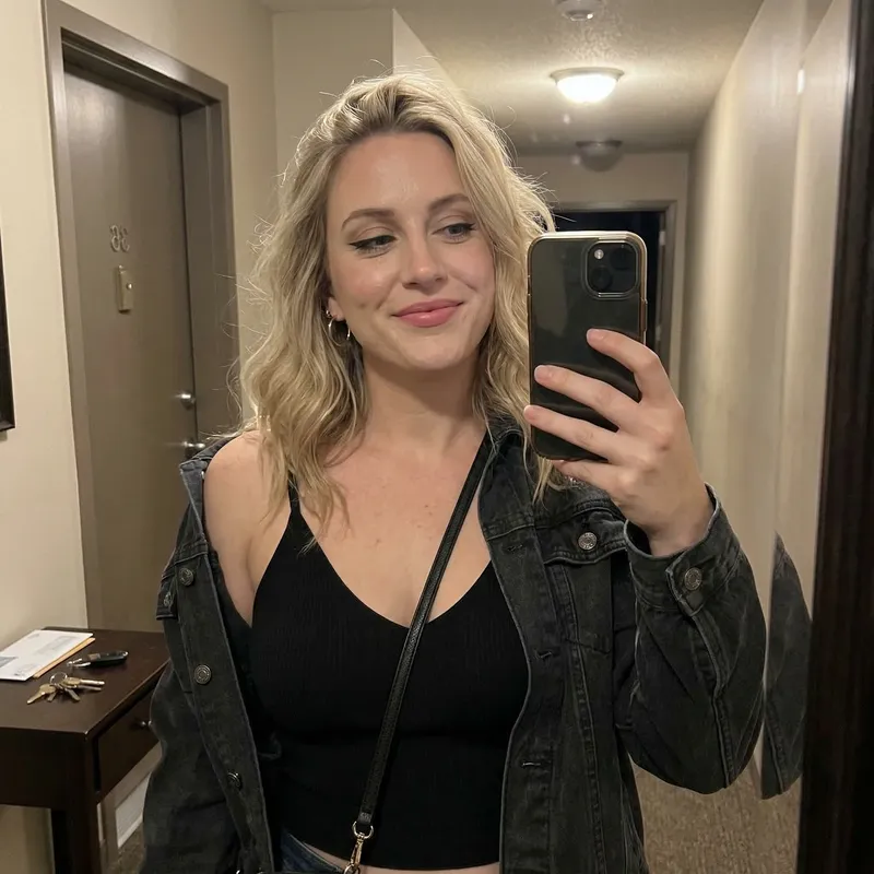 Stylish Night Out Selfie of a 25-Year-Old Woman