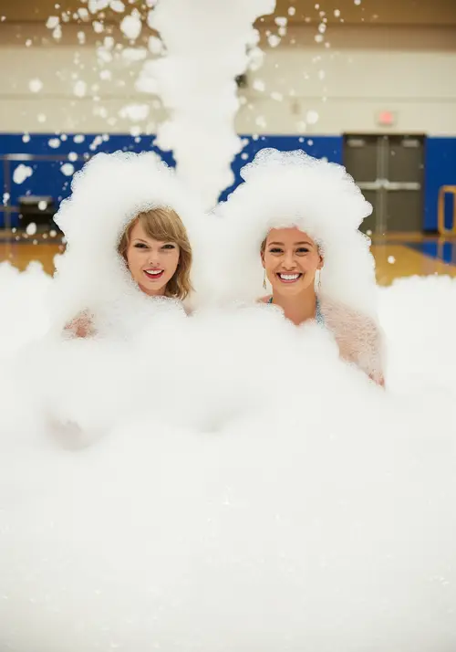 Taylor Swift & Hilary Duff's Epic Foam Party