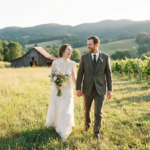 Beautiful Bride and Groom Moments