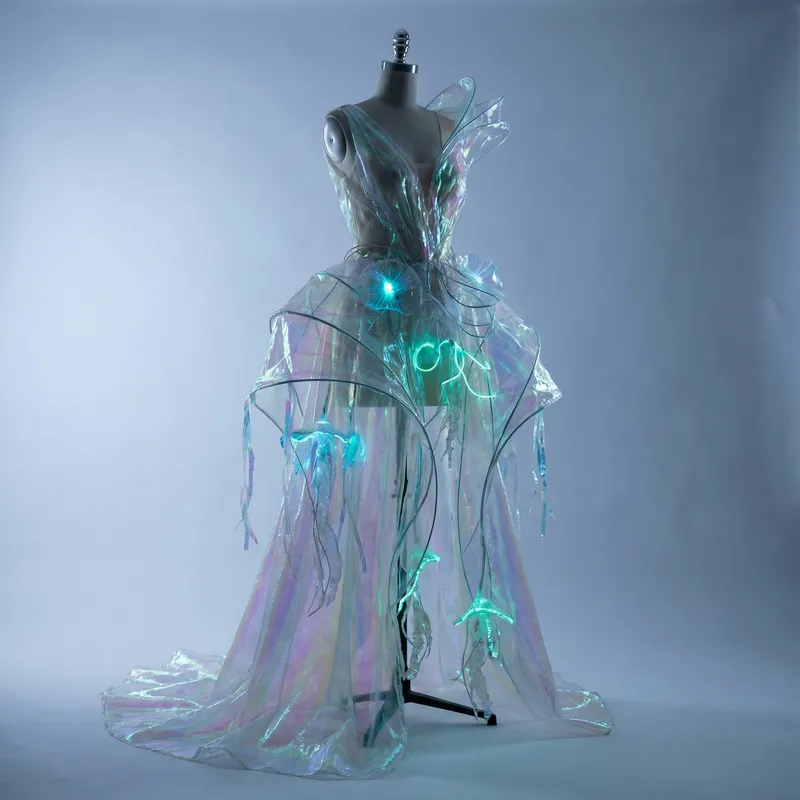 Eco Fashion: Transparent Dress Design Concept Eco Fashion: Transparent Dress Design Concept