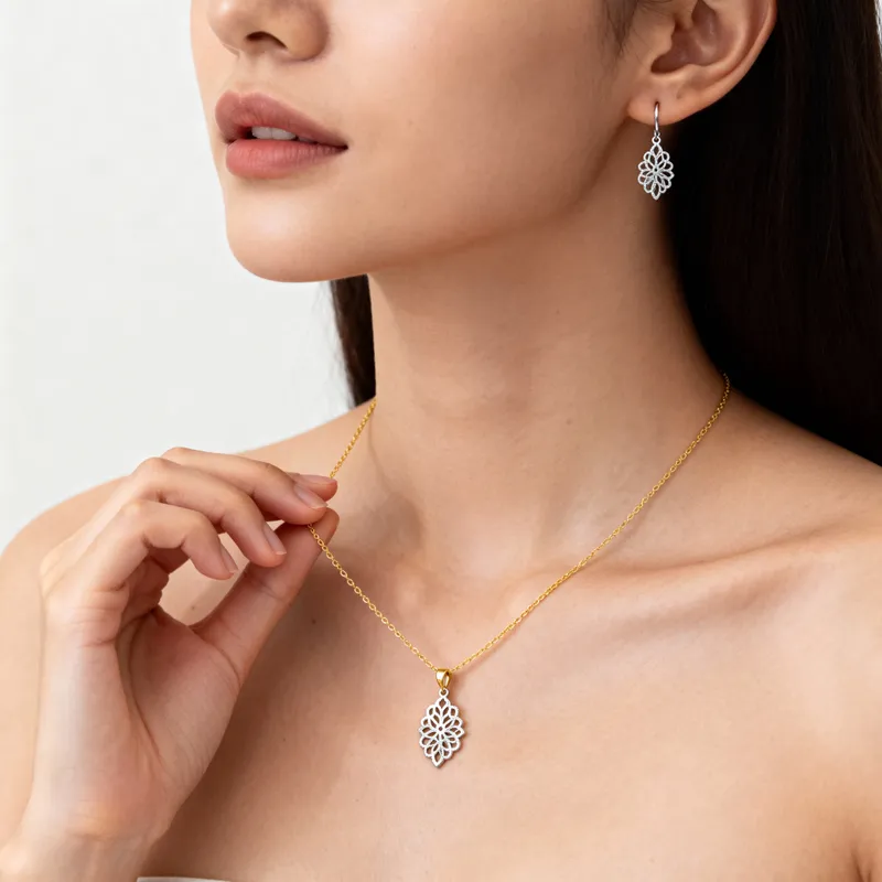 Elegant Lightweight Jewelry Set for Everyday Wear