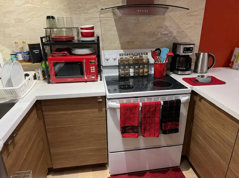 Organize Your Counters for a Cohesive Look