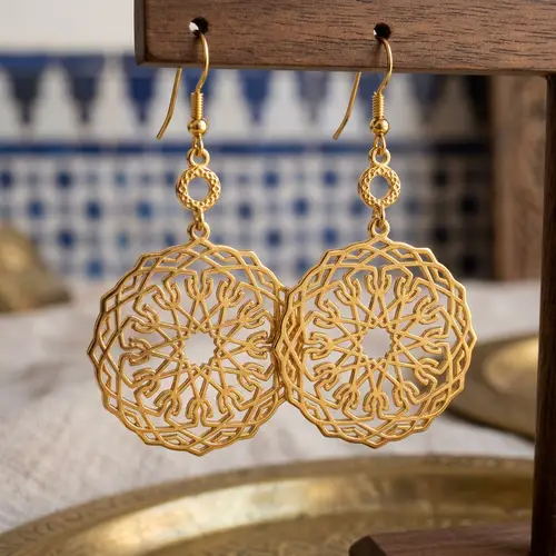 Gold Pleated Arabic Pattern Earrings