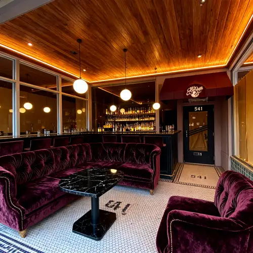 Elegant Bar Interior & Exterior Design Ideas