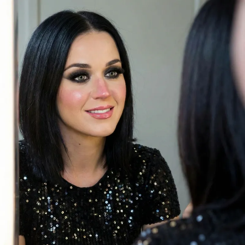 Radiant Resemblance: Pop Singer Inspired Look with Shiny Pink Lips