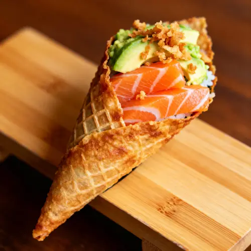Delicious Temaki Frito: A Sushi Delight
