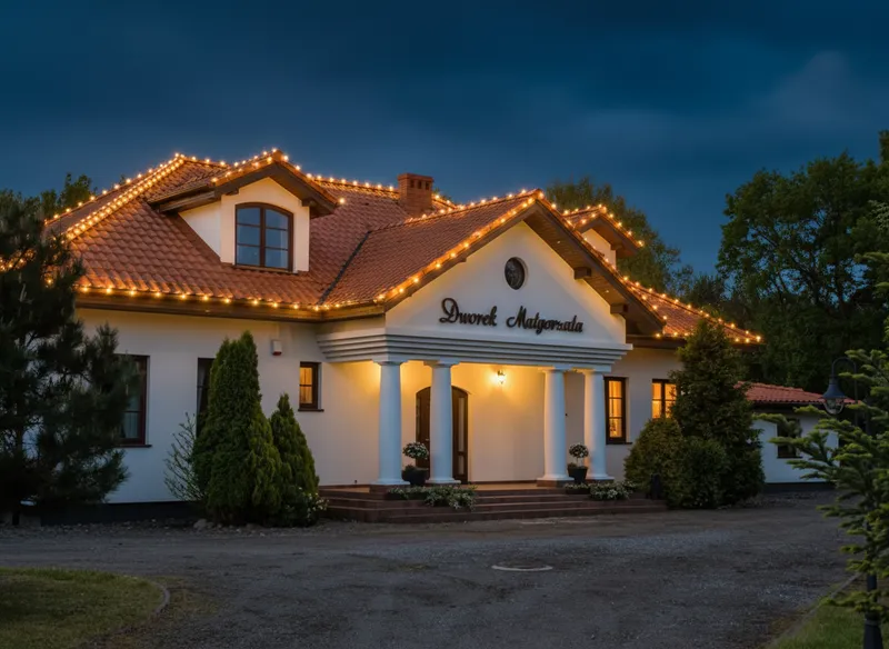 Elegant Roofline Lighting for Cozy Homes
