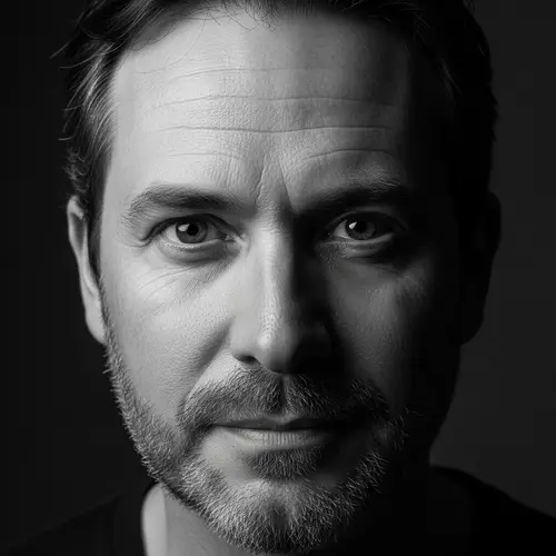 Dramatic Black and White Portrait Photography | Expressive Facial Features