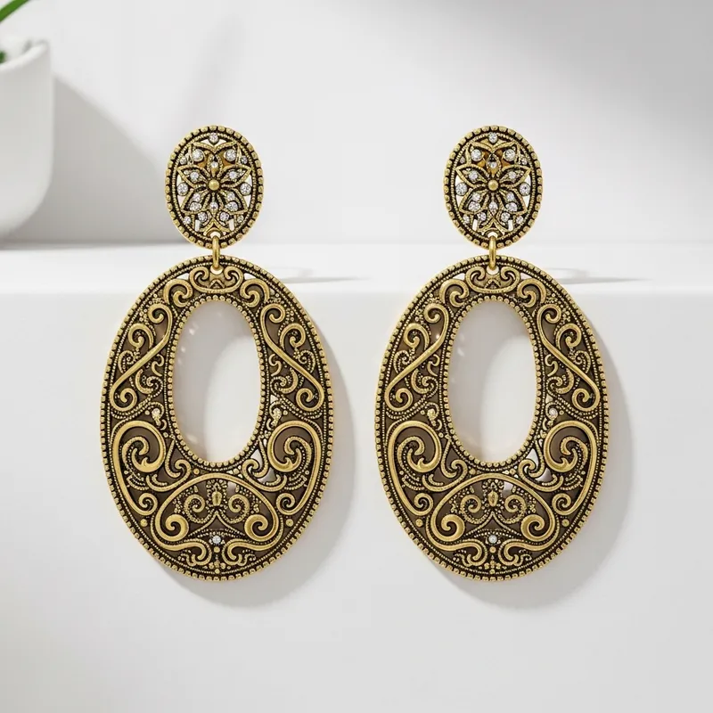 Stylish Oval Statement Earrings for Chic Looks