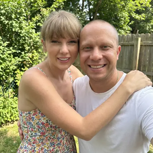 My Memorable Photo with Taylor Swift
