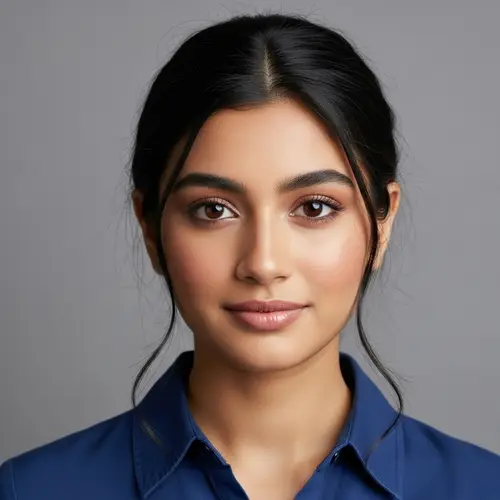 Natural Beauty of a South Asian Girl | Elegance Personified