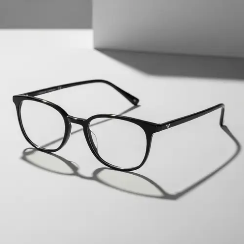Modern and Sleek Glasses for Fashion-Forward Individuals