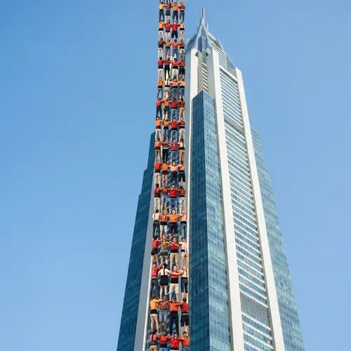 Tallest Building in the World & Human Tower Spectacle