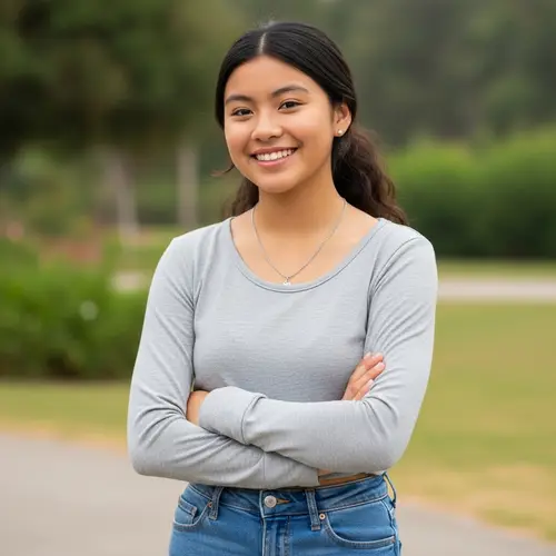 Smiling Peruvian Teenage Girl in Casual Outfit | Bright Smiles