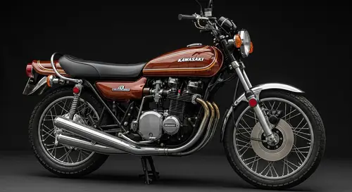 1970 Kawasaki Z1 Vintage Motorcycle | Metal Accents & Glossy Paint