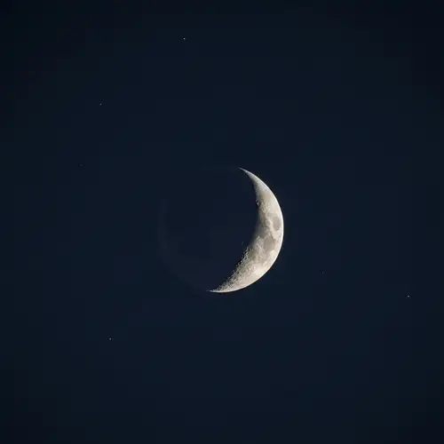 Minimalistic Waxing Moon Scene