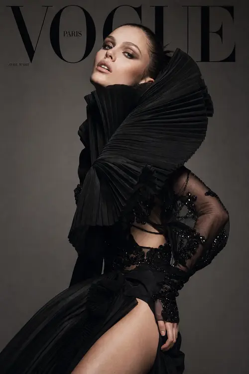 Avant-Garde Fashion Editorial - Vogue Style