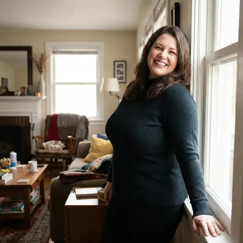 Stunning Woman with 44 DDD Boobs | Natural Beauty