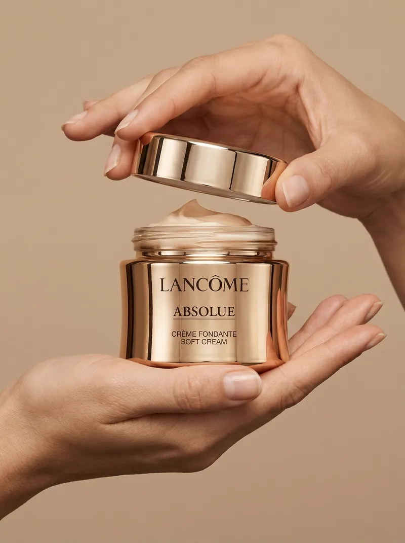 High-End Designer Mockup Presentation