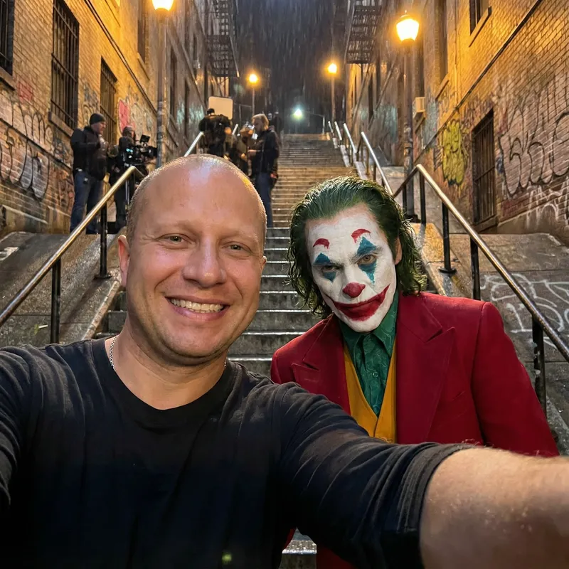 Ultra-Realistic Selfie with Arthur Fleck from Joker