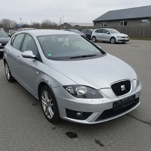Damaged Seat Leon 2.0 TDI: Signs of Wear and Tear