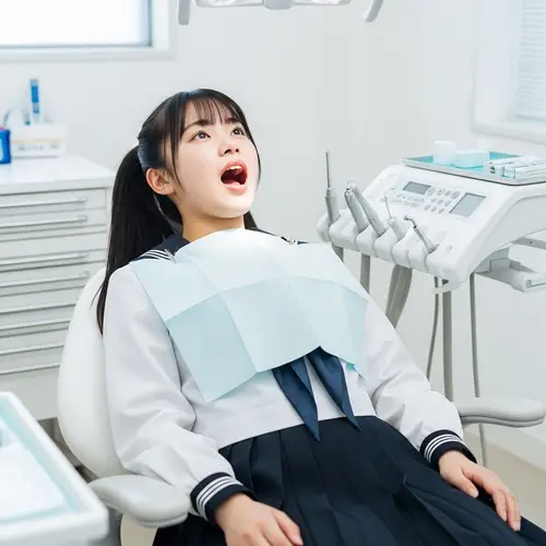 Japanese High School Girl at the Dentist