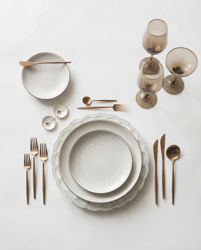 Switch to Brown Glassware for a Stylish Look