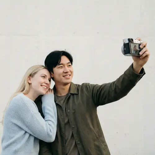 Taylor Swift and Kanye West Bonding Moment | Stylish Selfie