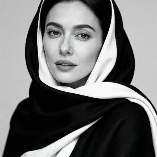 Black and White Poncho Pattern for Women