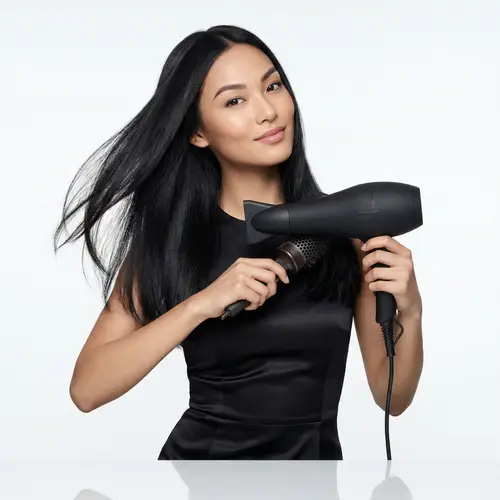 Stunning Bridal Glamour Portrait of a Young Woman