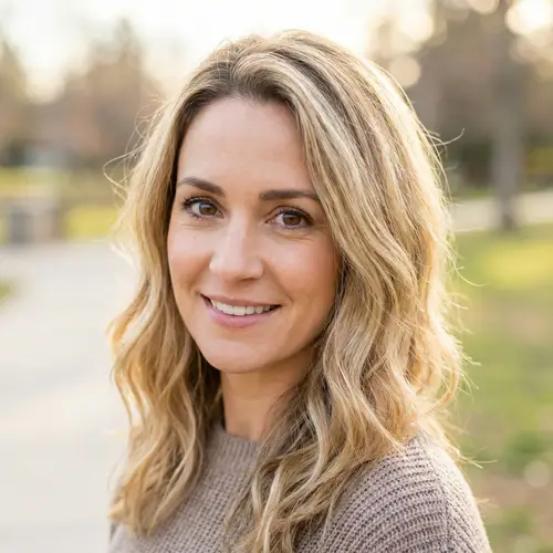Blonde Haired Woman with Brown Eyes - Stunning Portrait