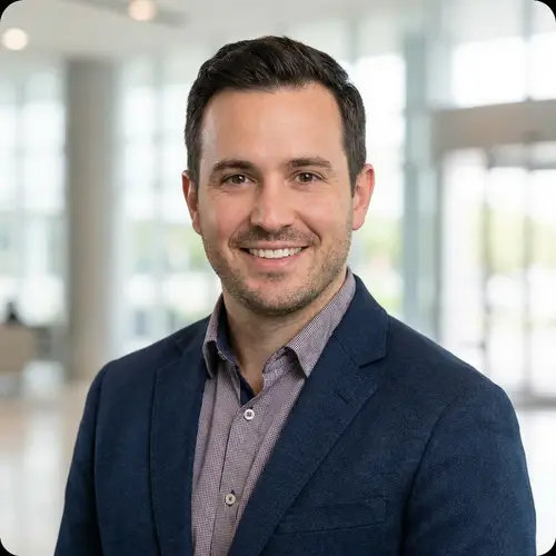 Create a Stunning LinkedIn Profile Picture for Men