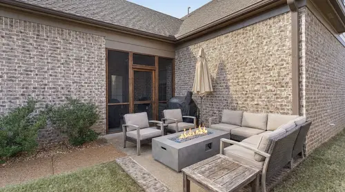 Screened In Porch with Fire Pit Table & Furniture