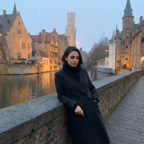 Mila Kunis: A Glamorous Scene in Bruges