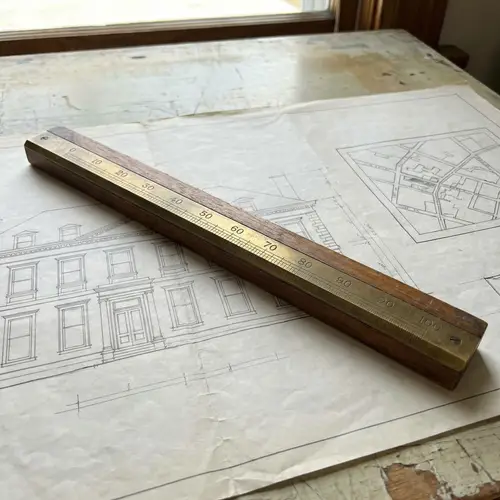 Precision in Horizontal Measurement Tools
