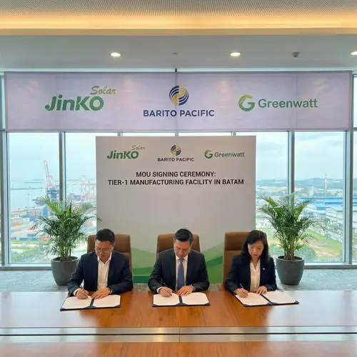 Jinko, Barito Pacific & Greenwatt Launch Batam Facility