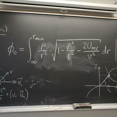 Advanced Mathematical Equation Involving Integrals and Square Roots
