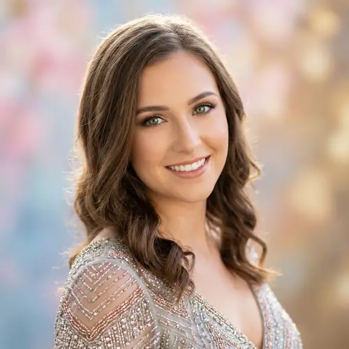Stunning Pageant Headshot of a Young Model