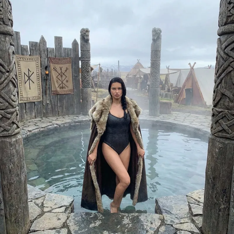 Adriana Lima: Model at Viking Pool