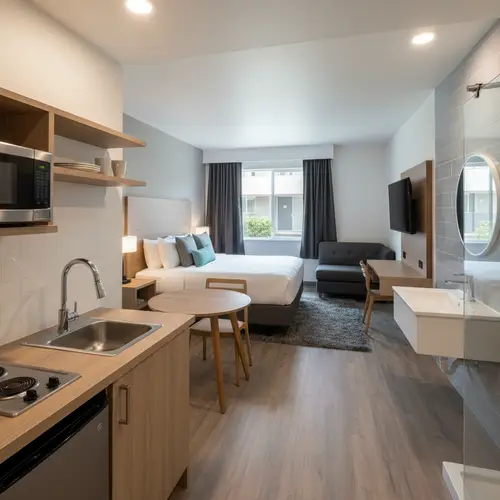 Comfortable Motel Rooms with Modern Amenities