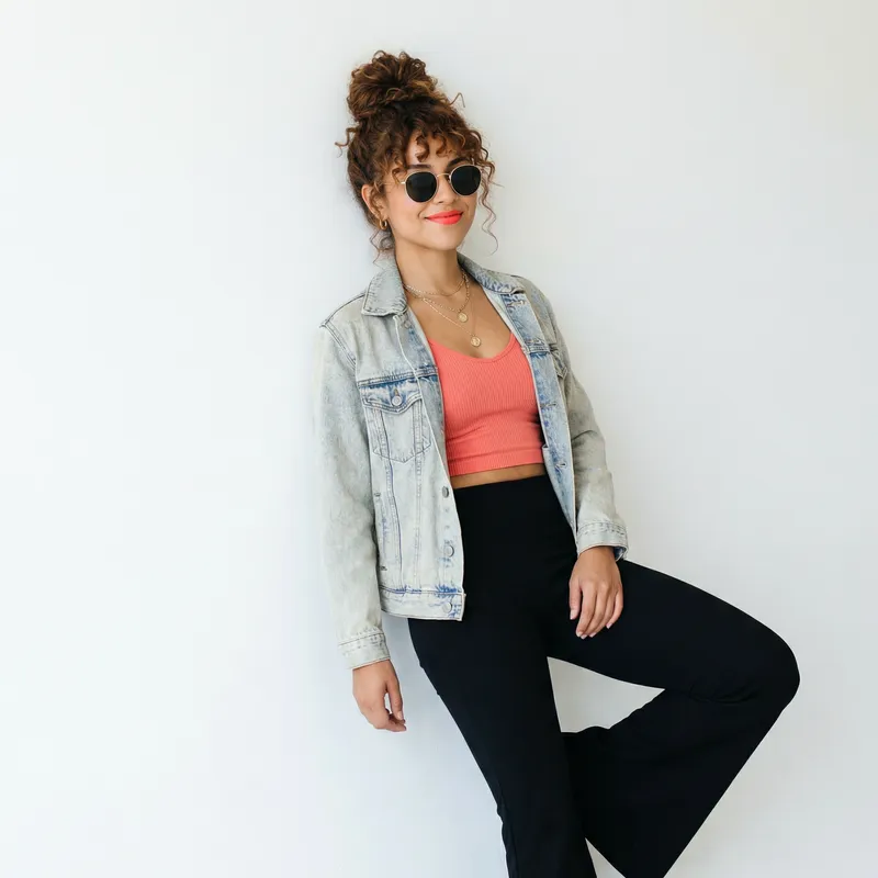 Boho Chic Hispanic Woman Fashion | Coral Vintage Style