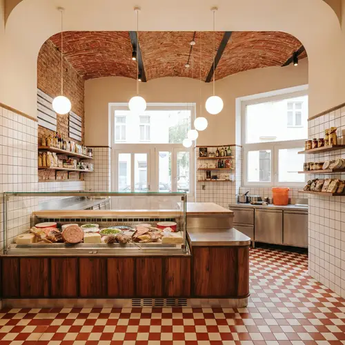 Create in the Same Style as the Right Photo