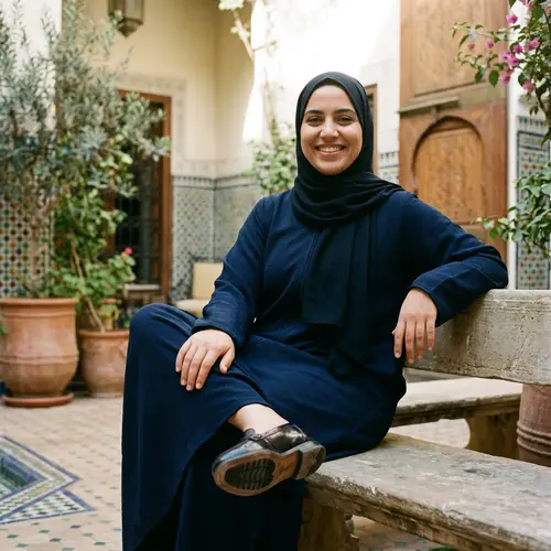 Smiley Abaya Woman Showcasing Her Soles